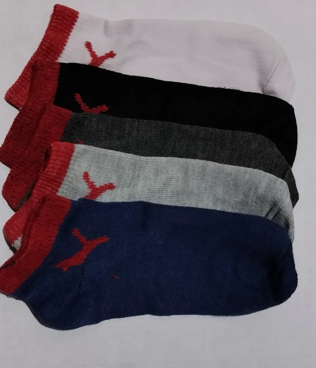 جرابين PUMA للأبطال